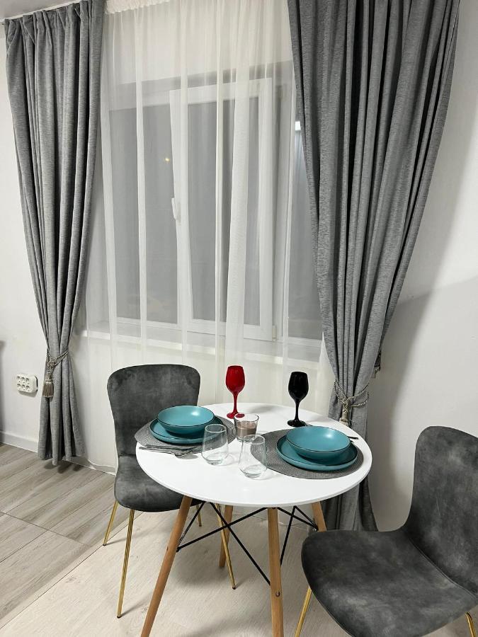 Compact House Daire Kaloşvar Dış mekan fotoğraf