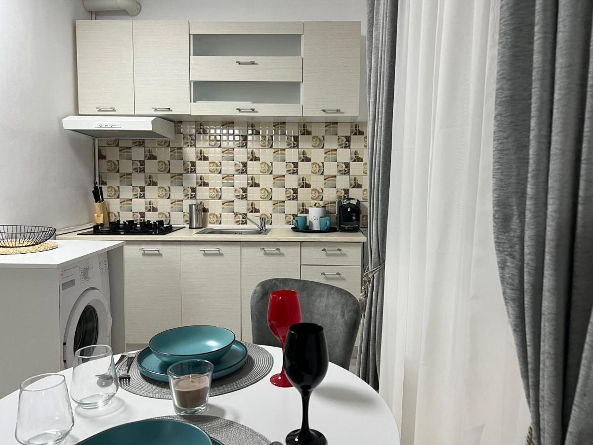 Compact House Daire Kaloşvar Dış mekan fotoğraf