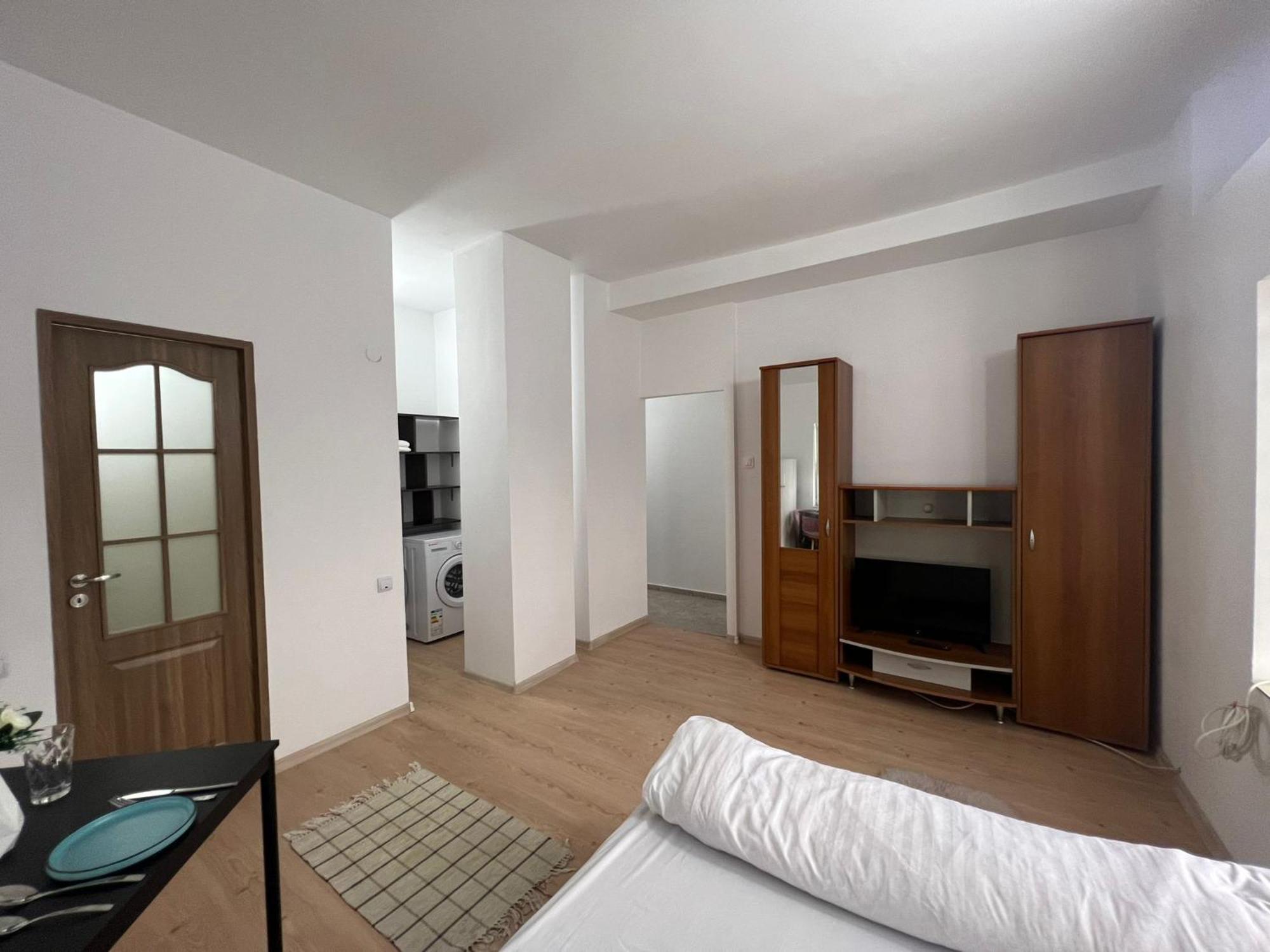Compact House Daire Kaloşvar Dış mekan fotoğraf