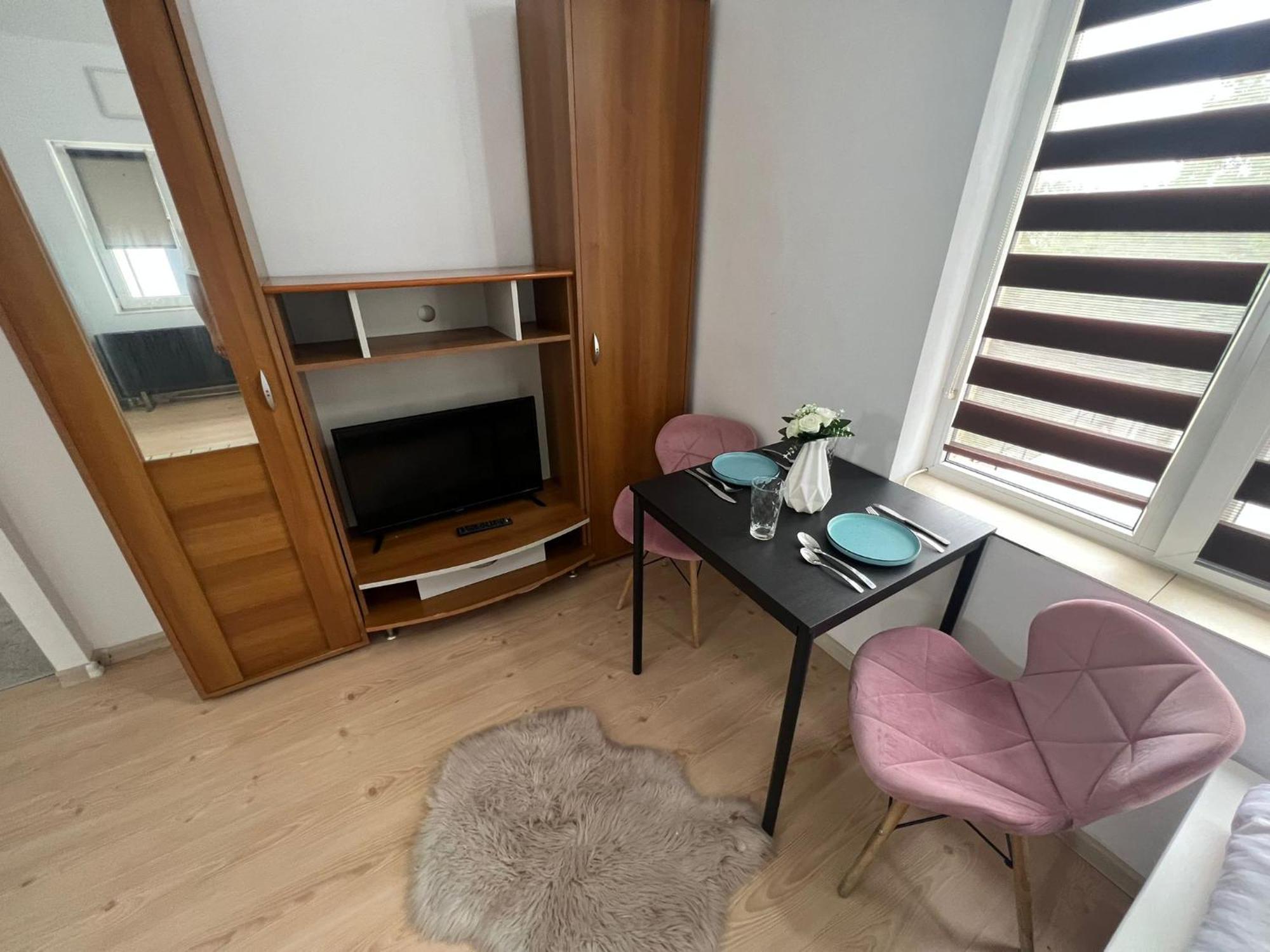 Compact House Daire Kaloşvar Dış mekan fotoğraf