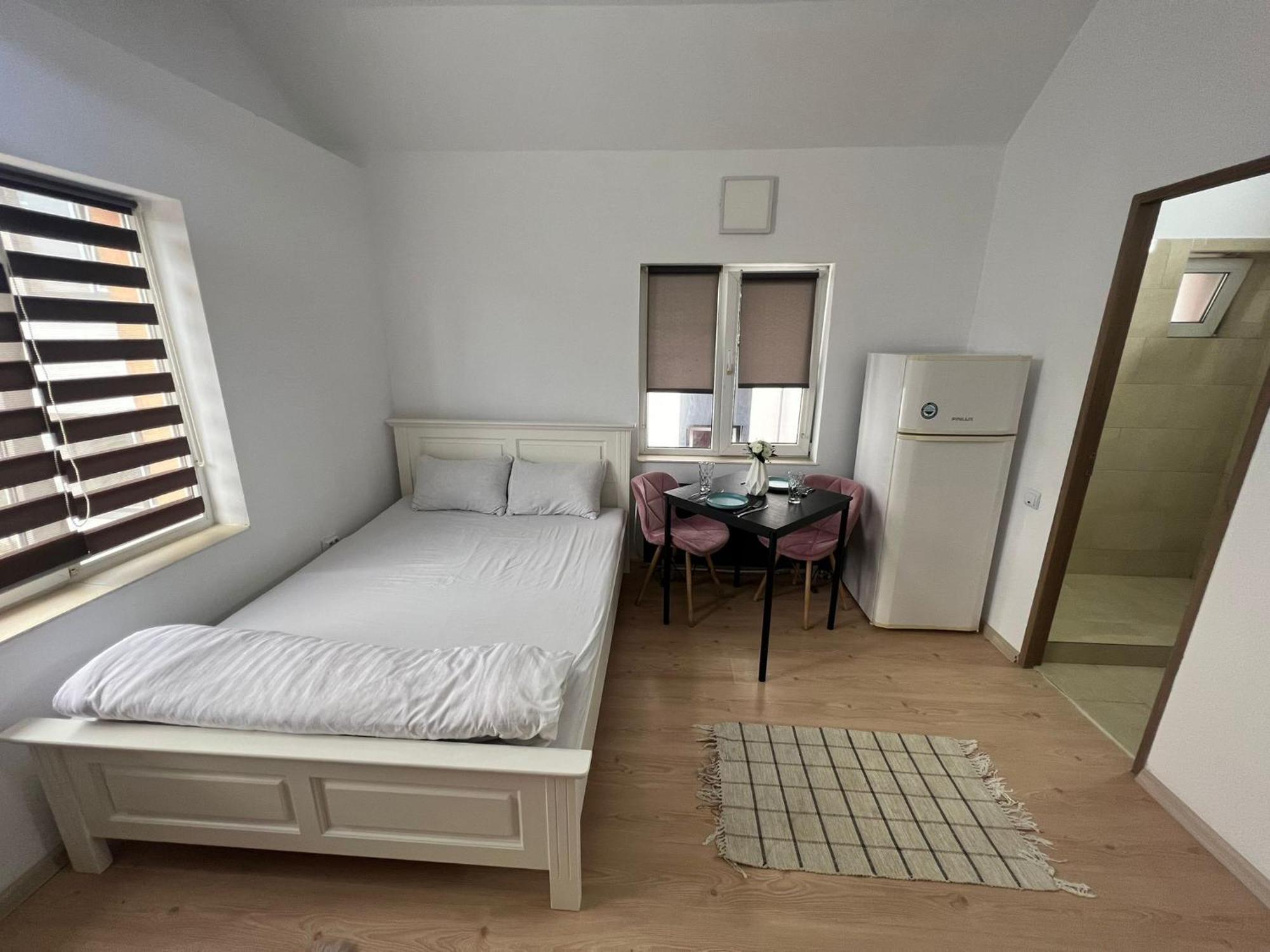Compact House Daire Kaloşvar Dış mekan fotoğraf